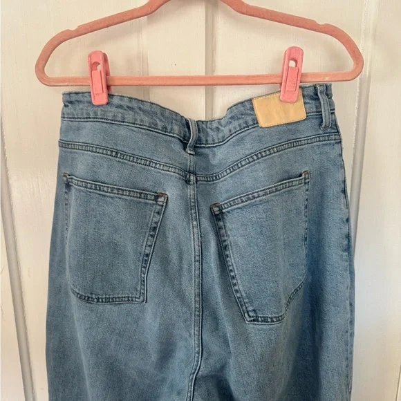 Everlane Curvy Way High Jean - Picture 5 of 7